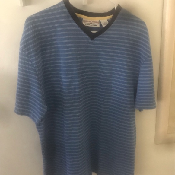 T shirt - Picture 1 of 2